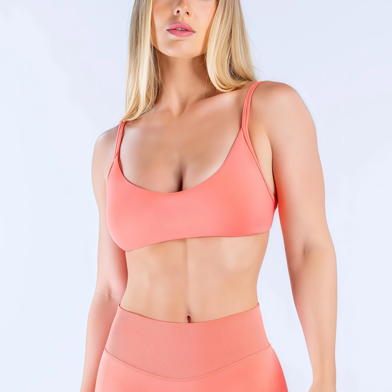 HISTELLO インパクトスクープネックブラ レディース  - Plunge Bra Push Up のレビューと価格