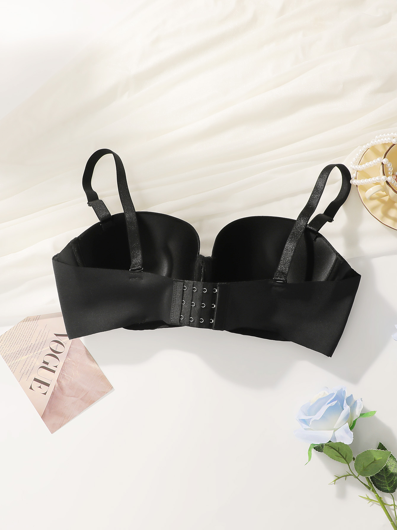 女性用大きいバスト向けプラスサイズストラップレスブラ、フロン - Plunge Bra Push Up のレビューと価格